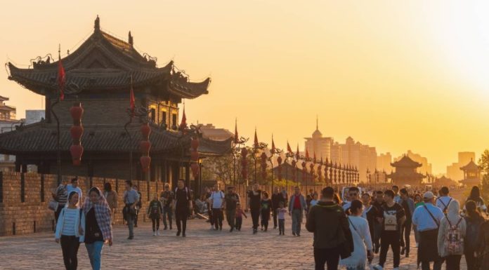 Chińskie obyczaje, o których warto pamiętać podczas podróży jakie atrakcje w chinach do zobaczenia